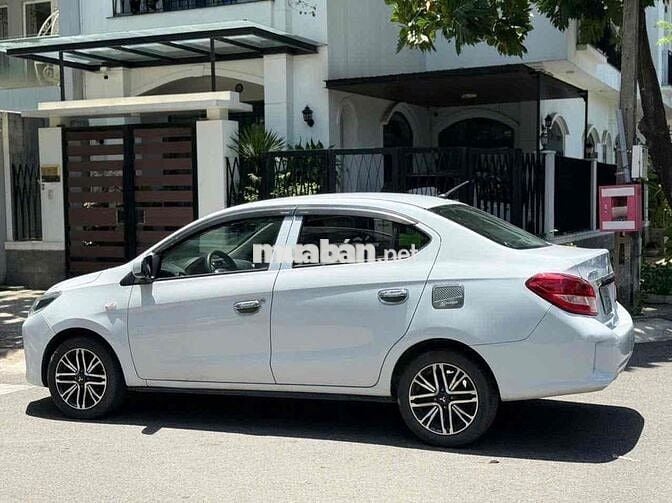 Mitsubishi Mirage 2021 Số sàn 50000 km Trắng
