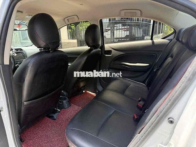 Mitsubishi Mirage 2021 Số sàn 50000 km Trắng