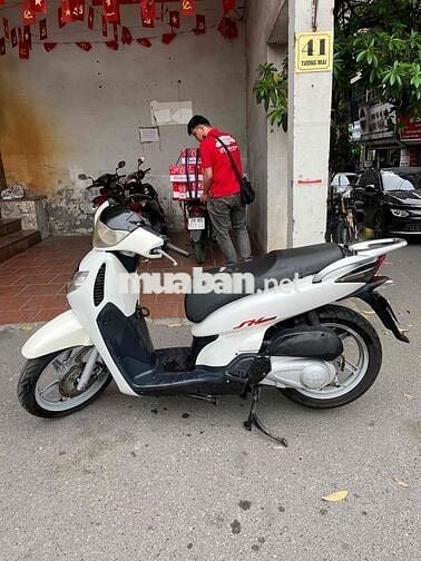 Honda SH Trắng