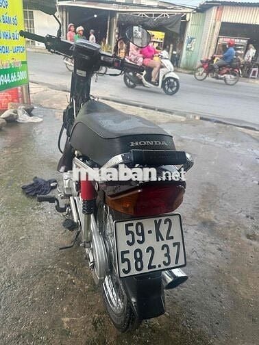 Honda Super Dream 2010 zin em