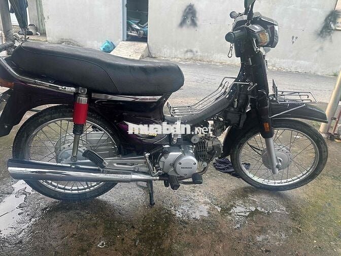 Honda Super Dream 2010 zin em