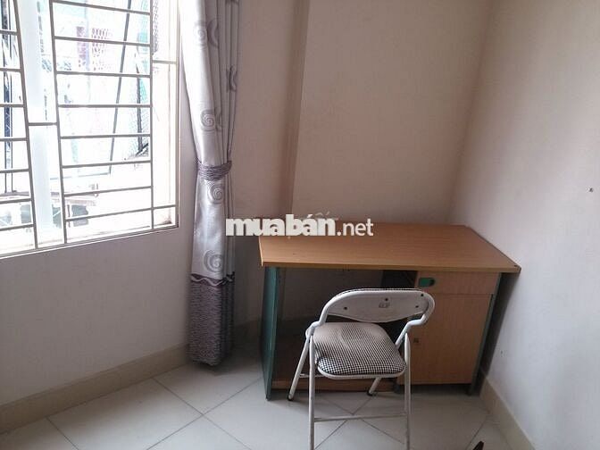 Cho thuê phòng rộng 18m2 gần Ngã Tư Sở