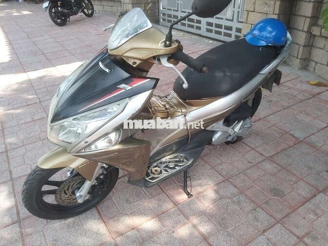 Honda Air Blade Fi 2012 Vàng đồng máy bao êm