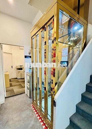 Chính Chủ Cho Thuê Nhà HXH CMT8 Q.3 6x10 Hầm Trệt Lững 4L 4pn 4wc 36tr