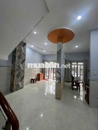 Cho Thuê Nhà 1Trệt 2Lầu ( full nội thất ) - P.Quyết Thắng - Giá: 9tr