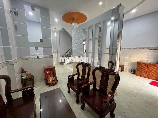 💢Cho thuê nhà 1 trệt 2 lầu FULL nội thất ngay chợ trung tâm Biên Hoà P