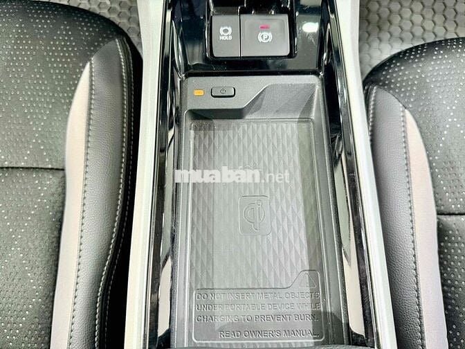 Toyota Veloz Cross Top 2023 Đỏ 14.129 Km