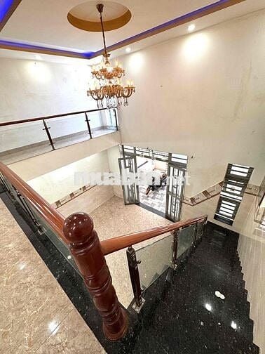 Nhà 1 lầu 120m2 hẻm 1 sẹc Mỹ Hạnh 3 phòng ngủ