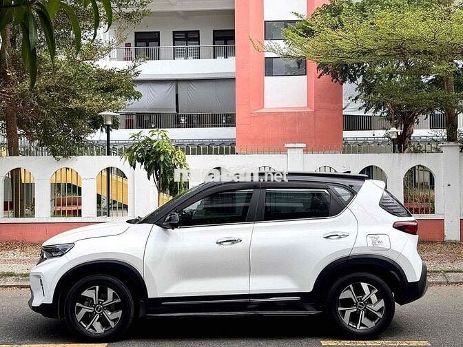 Kia Sonet Luxury 2023 Trắng