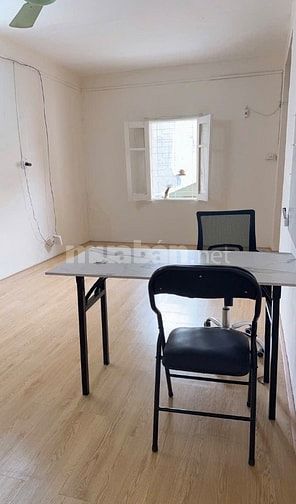 Mình cần cho thuê gấp căn hộ T3 tập thể nhà C Kim Liên, Lương Đình Của