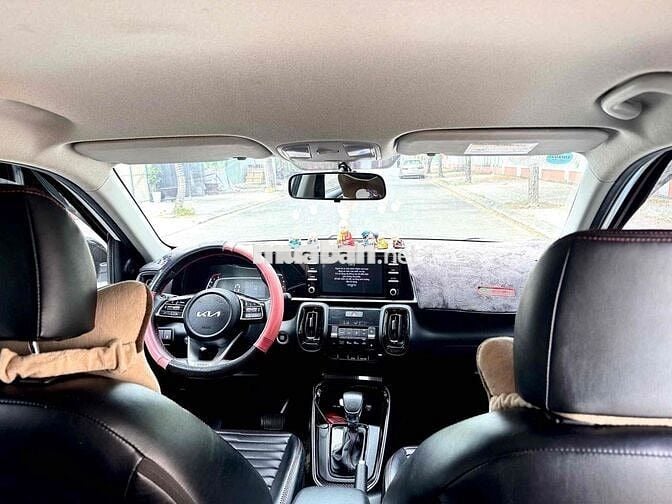 Kia Sonet Luxury 2023 Trắng