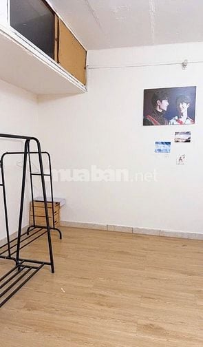 Mình cần cho thuê gấp căn hộ T3 tập thể nhà C Kim Liên, Lương Đình Của