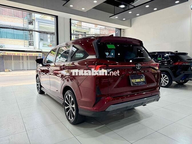 Toyota Veloz Cross Top 2023 Đỏ 14.129 Km