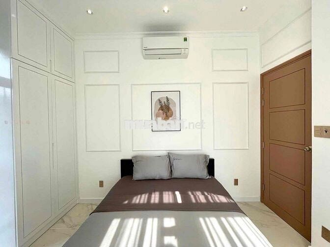 CĂN HỘ 1 PHÒNG NGỦ BAN CÔNG CAO CẤP TẠI HOÀNG SA - QUẬN 1 ĐẦY ĐỦ NT