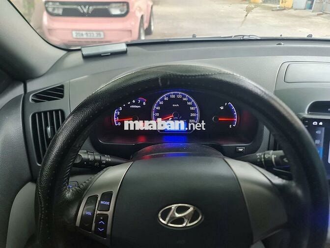 Hyundai Avante 1.6 AT 2012 Số tự động Đen