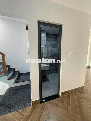 Cho thuê nhà Nguyễn Thái Bình Quận 1, gần chợ bến thành, takashimaya