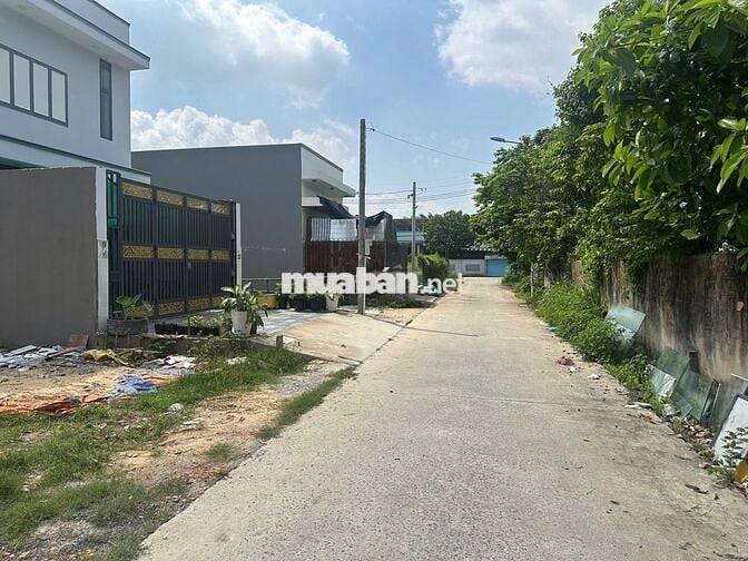 100m2 Đất Củ Chi, đường rộng rãi, dân cư đông, sổ hồng riêng chỉ 700tr