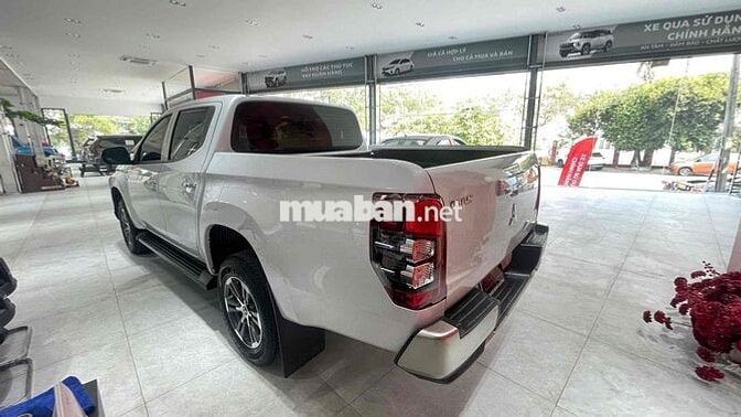 Mitsubishi Triton GLX 2023 Trắng 72.778 km