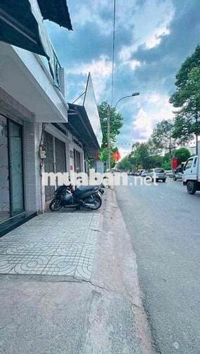 🏠Cho thuê Mặt Tiền. Kinh doanh sầm uất. Đường lê quyên. p5 . q8  👉 Thu