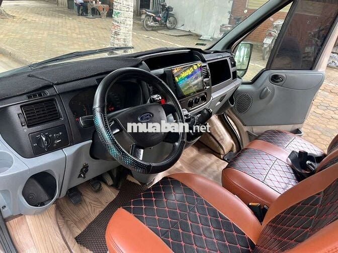 Ford Transit 2010 bản full 16 chỗ