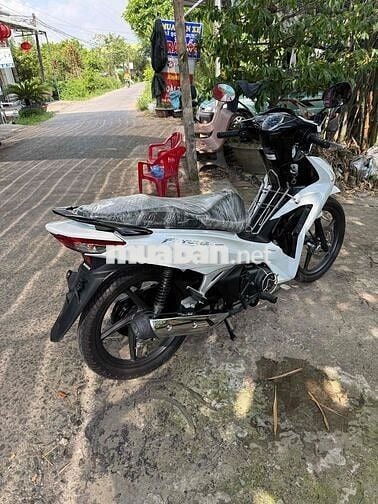 Honda Future 125 2025 Trắng đen 1000 km