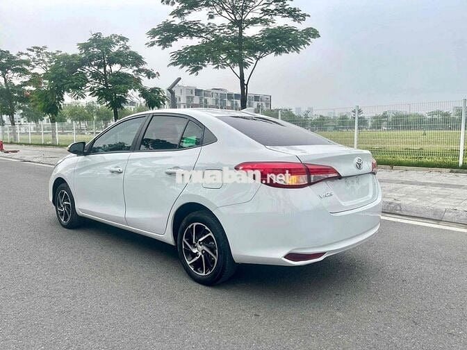 cần bán vios sx 2022 số sàn bao zin bao chếch tét