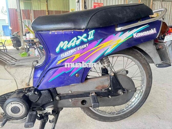 Kawasaki Max II Tím, Trắng