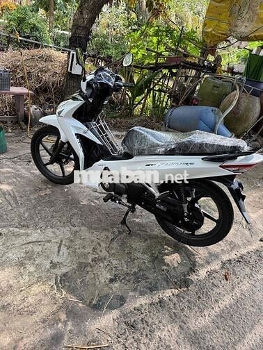 Honda Future 125 2025 Trắng đen 1000 km