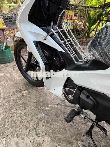 Honda Future 125 2025 Trắng đen 1000 km