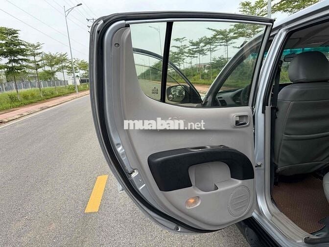 Mitsubishi Triton 2011 2 Cầu Số Tự Động Máy Dầu