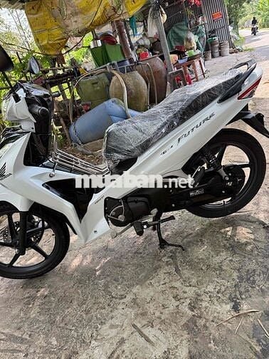 Honda Future 125 2025 Trắng đen 1000 km