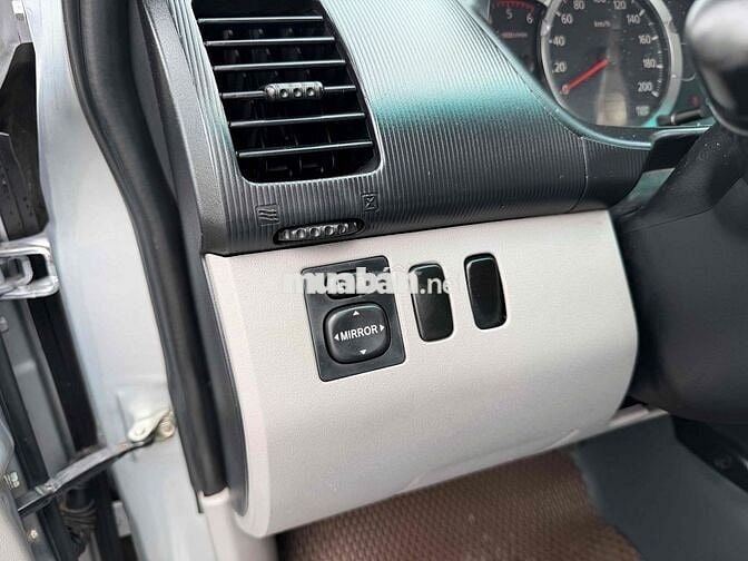 Mitsubishi Triton 2011 2 Cầu Số Tự Động Máy Dầu