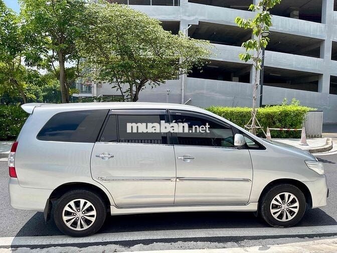Toyota Innova 2.0G 2016 Bạc Tự động 103.000 km