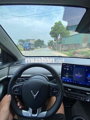 VinFast VF6 Eco 2025 Trắng 57413 km
