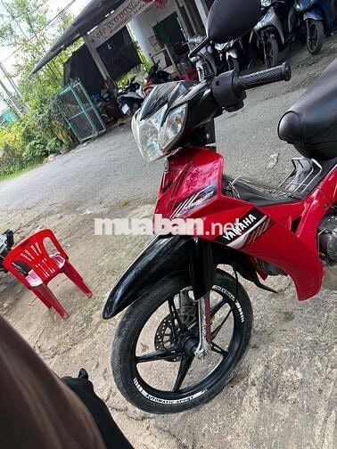 Yamaha Sirius 110 Thể thao màu Đỏ đen