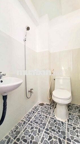 DUPLEX ĐI BỘ QUA VHU CHỈ 5P , GẦN ĐẦM SEN VÀ SÁT TÂN BÌNH, QUẬN 11