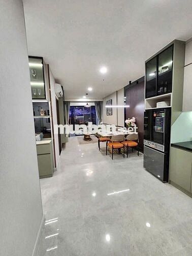 Bán căn hộ mặt tiền QL13 2PN-2WC,55m2,View Landmark81,Giá 2,6tỷ đã VAT