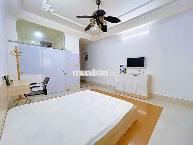 THANG MÁY 1 Phòng ngủ tách bếp 7tr6 Lý Tự Trọng, Quận 1