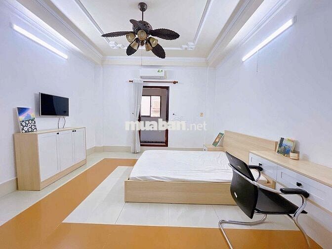 THANG MÁY 1 Phòng ngủ tách bếp 7tr6 Lý Tự Trọng, Quận 1