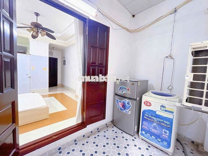THANG MÁY 1 Phòng ngủ tách bếp 7tr6 Lý Tự Trọng, Quận 1