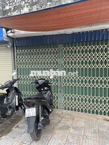 Cho thuê nhà tại số 416 Vũ Trọng Phụng, mặt đường mười.