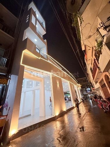 Hạ giá 5 tỷ - Góc 2mt đường Cmt8, Q.10 - Hiện đang có hđt 140tr/tháng 