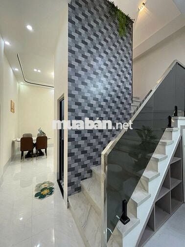 BÁN NHÀ 1 TRỆT 1 LẦU HẺM 9 PHẠM NGỌC HƯNG,GẦN CĐ KINH TẾ,ĐH Y DƯỢC