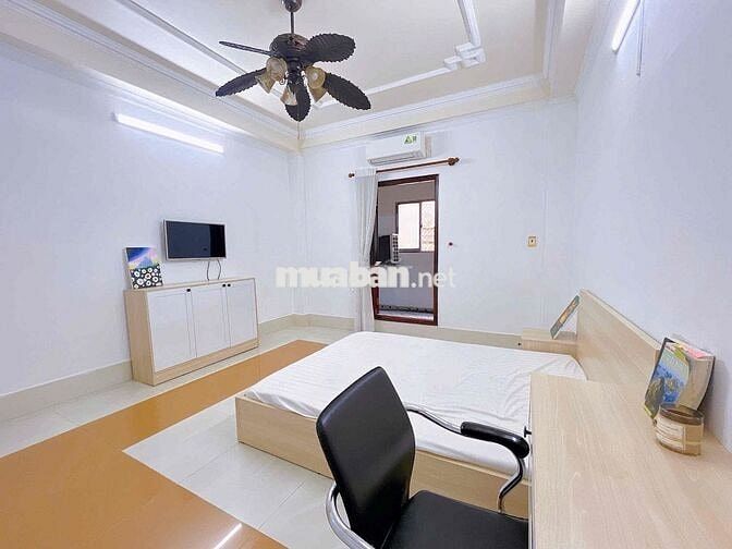 THANG MÁY 1 Phòng ngủ tách bếp 7tr6 Lý Tự Trọng, Quận 1