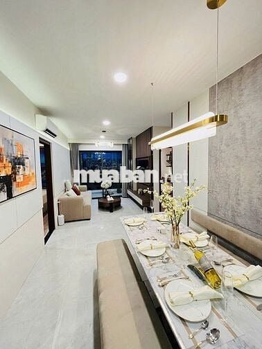Bán căn hộ mặt tiền QL13 2PN-2WC,55m2,View Landmark81,Giá 2,6tỷ đã VAT