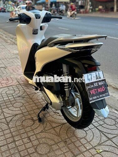 Honda SH 2025 Trắng Đen