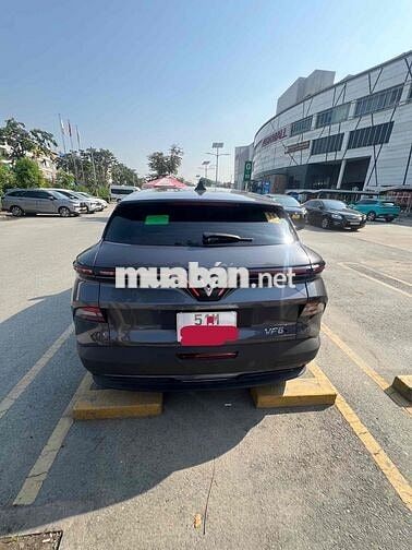 xe GD VinFast VF6 Eco Xám 2024 38k km