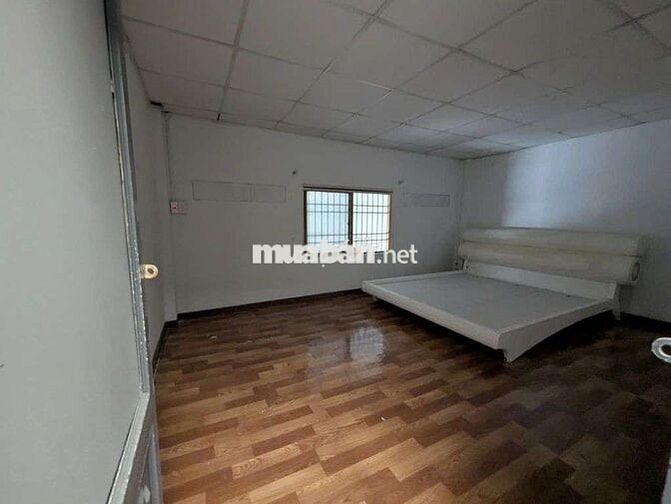 🔥 Nhà Nguyên Căn – 2PN 2WC,, Gần Hẻm Xe Hơi, Chỉ 7.5 Triệu/Tháng 🔥