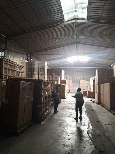 Nhà xưởng cần bán khu công nghiệp hoàng gia xuyên á , DT: 2,000m2