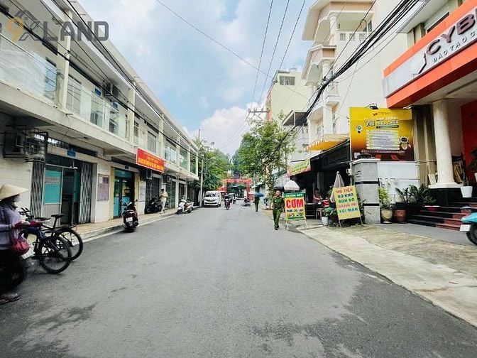 SIÊU PHẨM NHÀ MỚI XÂY TÂM HUYẾT- 5 TẦNG- HIỆN ĐẠI- CÓ THANG MÁY- NỘI T